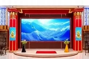 校园歌手翻唱现场观众席手机拍摄视角的画面